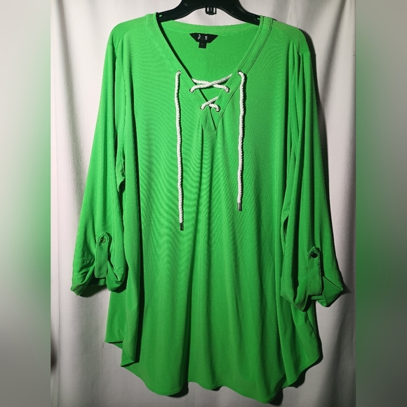 Slimfactor Vibrant Green Lace-Up Top - Picture 1 of 8